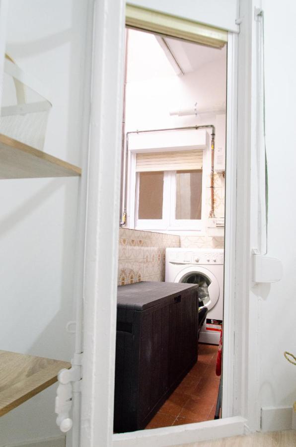Apartamento Nuevo Con Encanto En Sagrada Familia Barcelona Exterior photo